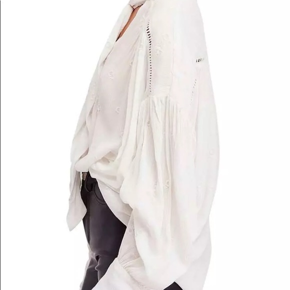 Free People Billowy Boho Ivory Blouse w/ Opt Tie - Picture 2 of 3